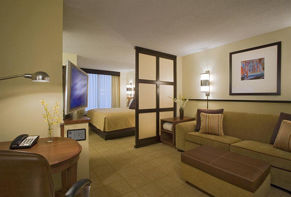 Hyatt Place Fort Worth/Hurst Room photo